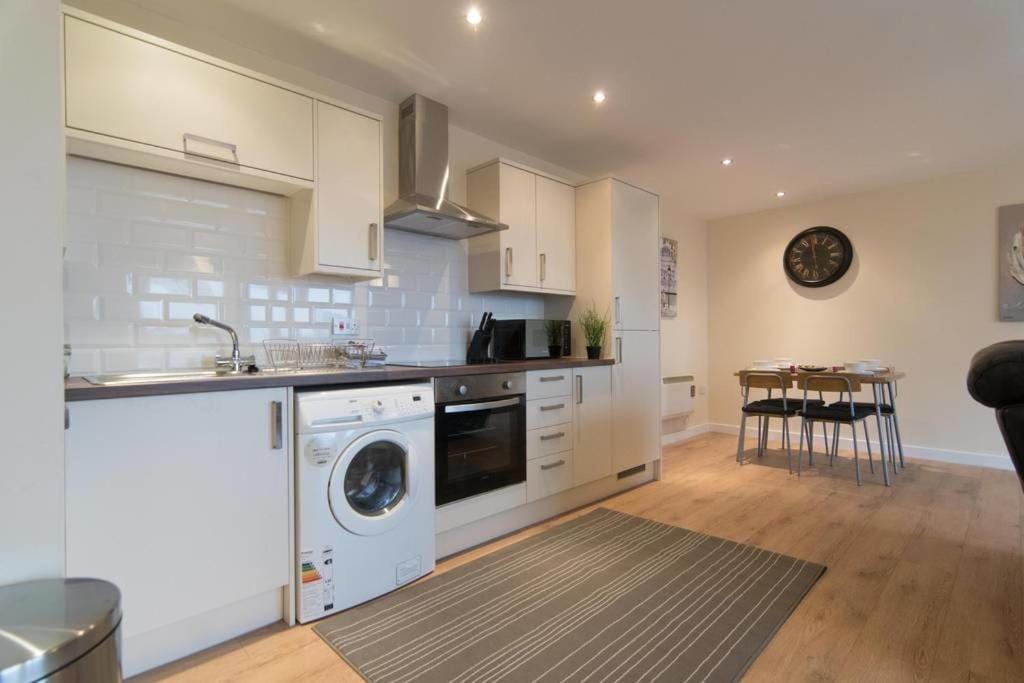 Appartement Executive 2 Bed 2 Bath - Free Parking à Glasgow Extérieur photo